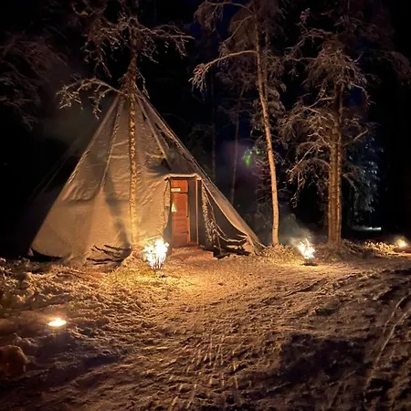 Skyfire Village Igloos